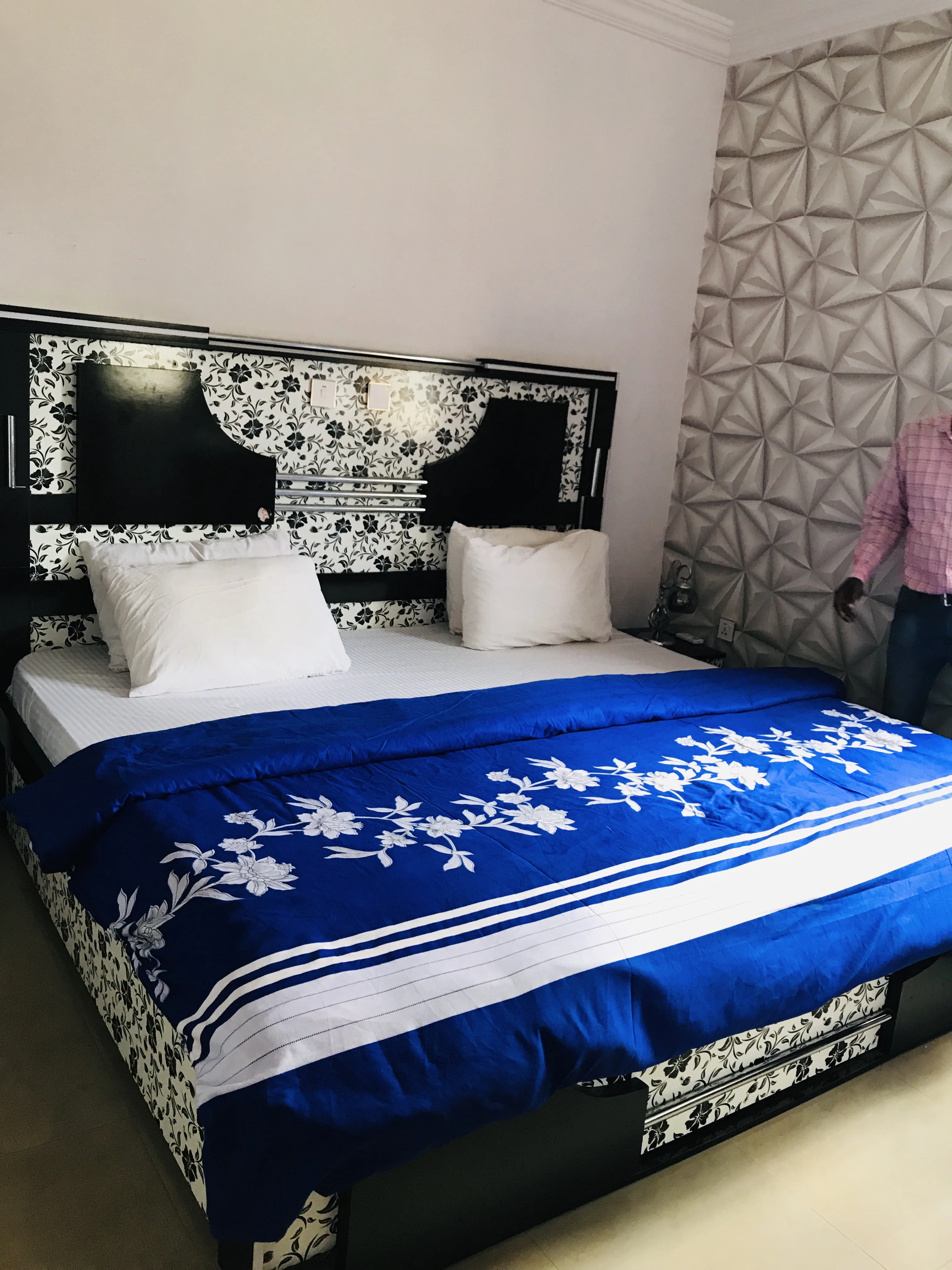 Akiavic room bed in Ondo City